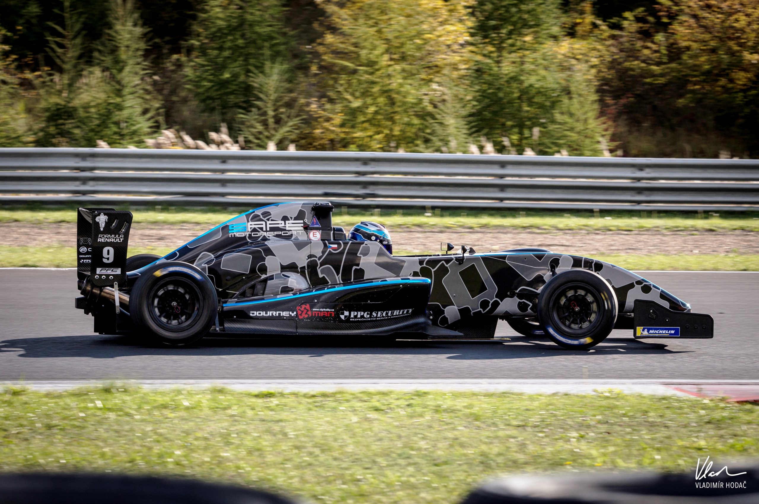 SAPE Motorsport team orders new Formula 4
